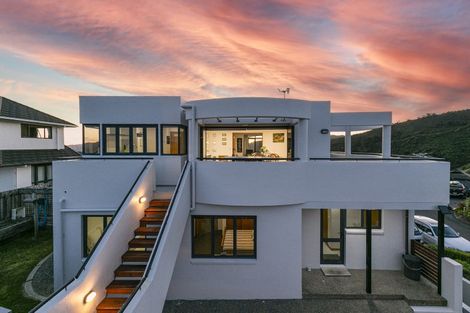 Photo of property in 20 Imran Terrace, Khandallah, Wellington, 6035