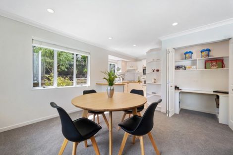 Photo of property in 38 Anaheim Boulevard, Shamrock Park, Auckland, 2016