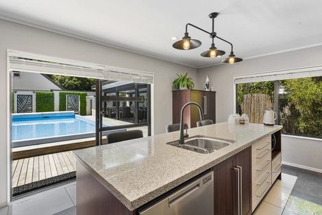 Photo of property in 63 Cruickshank Road, Clouston Park, Upper Hutt, 5018