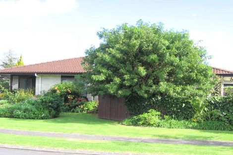 Photo of property in 1/54 Vivian Wilson Drive, Eastern Beach, Auckland, 2012