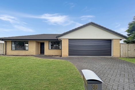 Photo of property in 38 Wentworth Drive, Rototuna North, Hamilton, 3210