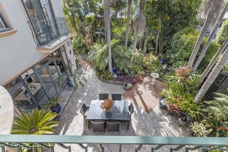 Photo of property in 6a Cecil Road, Milford, Auckland, 0620