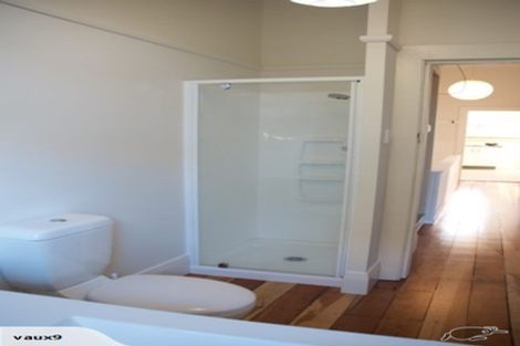 Photo of property in 70-72 Vauxhall Road, Devonport, Auckland, 0624