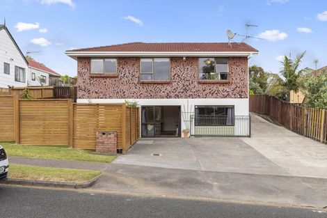 Photo of property in 4 Galloway Crescent, Farm Cove, Auckland, 2012