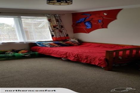 Photo of property in 4 Bartholomew Road, Levin, 5510