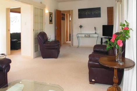 Photo of property in 6 Doon Grove, Papakowhai, Porirua, 5024