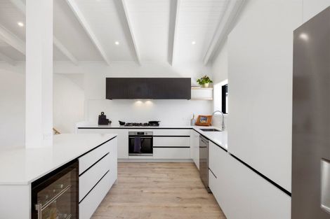 Photo of property in 1 Alexander Place, Papamoa Beach, Papamoa, 3118