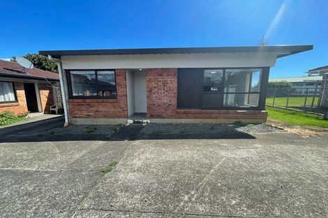 Photo of property in 4/9 Norman Spencer Drive, Papatoetoe, Auckland, 2104