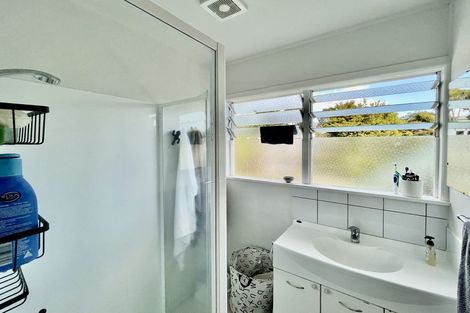 Photo of property in 24 Rambler Crescent, Beach Haven, Auckland, 0626