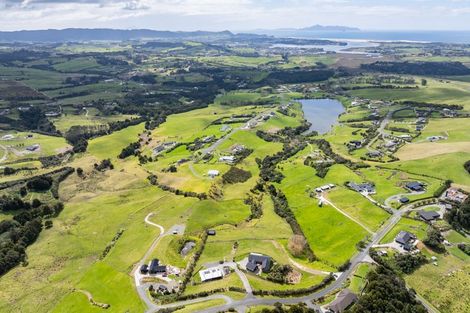 Photo of property in 42 Kokopu Lane, Mangawhai, Wellsford, 0975