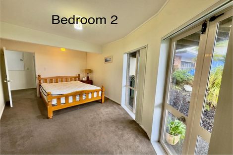 Photo of property in 105 Eugenia Rise, Goodwood Heights, Auckland, 2105