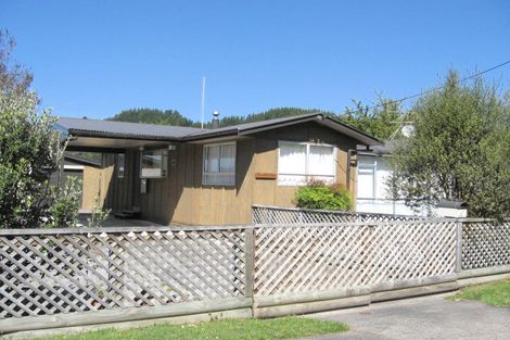 Photo of property in 27 Te Herekiekie Street, Turangi, 3334