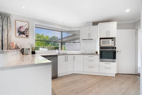 Photo of property in 1/61 Colombo Street, Cashmere, Christchurch, 8022