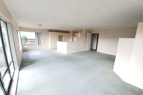 Photo of property in 1 Kylie Court, Clover Park, Auckland, 2019