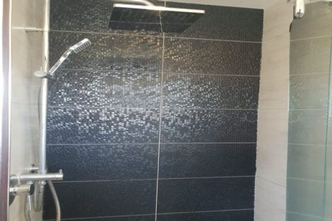 Photo of property in 16 Lowburn Place, Clover Park, Auckland, 2019