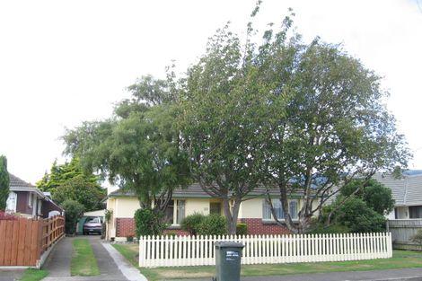 Photo of property in 22 Kashmir Avenue, Clouston Park, Upper Hutt, 5018