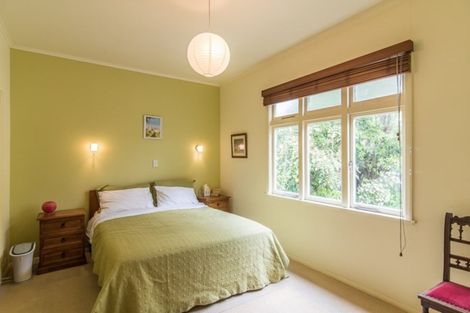 Photo of property in 28 Wellington Road, Paekakariki, 5034