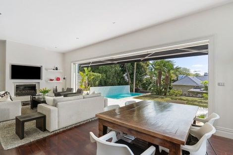 Photo of property in 32 Franklin Road, Freemans Bay, Auckland, 1011