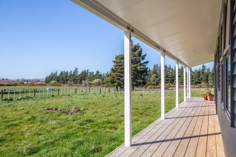 Photo of property in 59 Western Lake Road, Western Lake, Featherston, 5773