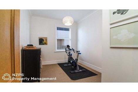 Photo of property in 24 Albert Street, Saint Clair, Dunedin, 9012