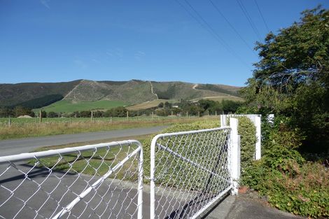 Photo of property in 82 Point Bush Road, Waimate, 7979