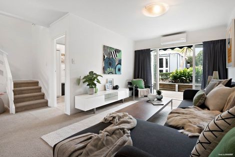 Photo of property in 9 Grattan Place, Freemans Bay, Auckland, 1011