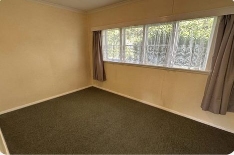 Photo of property in 16 Hawthorn Crescent, Stokes Valley, Lower Hutt, 5019
