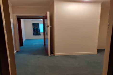 Photo of property in 5 Whiteley Street, Moturoa, New Plymouth, 4310