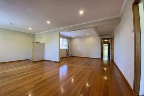 Photo of property in 36 Sequoia Place, Sunnynook, Auckland, 0620