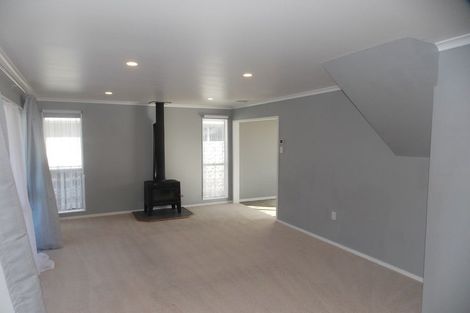 Photo of property in 9 Paradise Place, Milson, Palmerston North, 4414