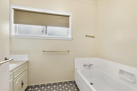 Photo of property in 76 Queens Grove, Hutt Central, Lower Hutt, 5010