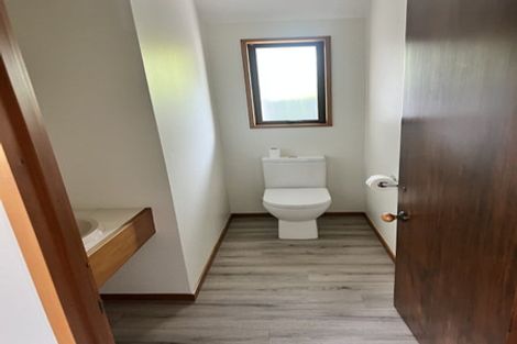 Photo of property in 4a-b Bank Street, Amberley, 7410