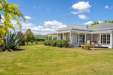 Photo of property in 24b Cromarty Drive, Martinborough, 5784