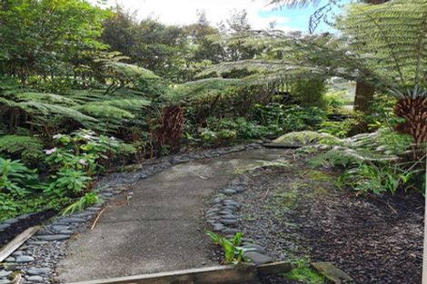 Photo of property in 71 Coulter Road, Henderson Valley, Auckland, 0614