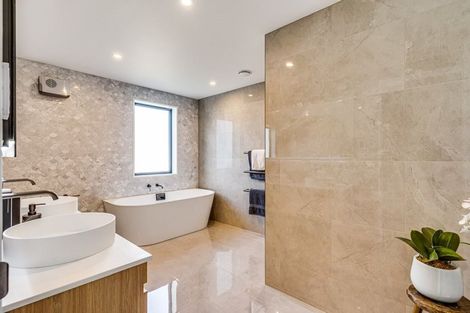 Photo of property in 12c Memorial Avenue, Ilam, Christchurch, 8053