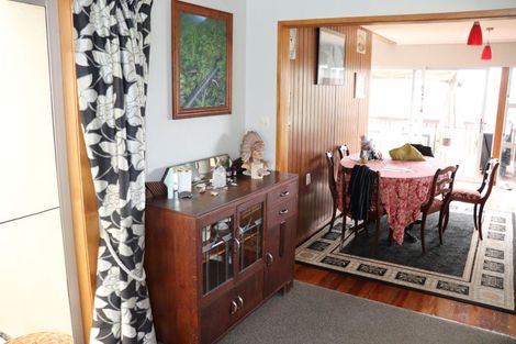 Photo of property in 65 Gorge Road, Maungaturoto, 0520