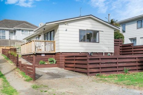 Photo of property in 60a Aorangi Road, Paraparaumu, 5032