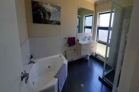 Photo of property in 5 Ashton Way, Huntington, Hamilton, 3210