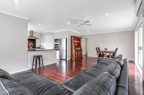 Photo of property in 19 Millennium Heights, Flagstaff, Hamilton, 3210