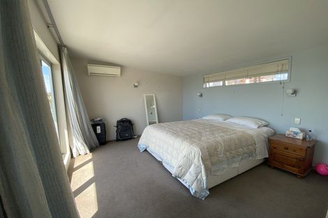 Photo of property in 47 Spinnaker Drive, Te Atatu Peninsula, Auckland, 0610