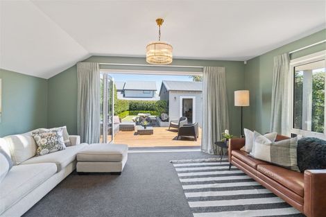 Photo of property in 99 Bryndwr Road, Bryndwr, Christchurch, 8052