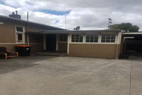 Photo of property in 146 Featherston Street, Palmerston North, 4410