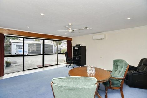 Photo of property in 23 Mackworth Street, Woolston, Christchurch, 8062