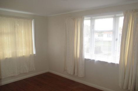 Photo of property in 5 Douglas Crescent, Fairfield, Hamilton, 3214