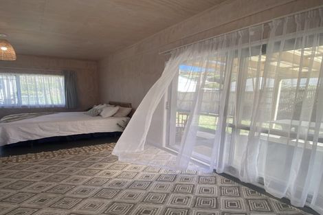 Photo of property in 232 Maunsell Road, Port Waikato, Tuakau, 2695