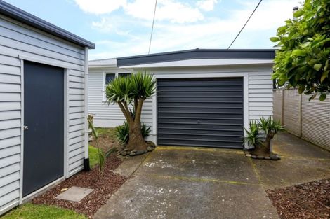 Photo of property in 73 Buller Street, New Plymouth, 4312