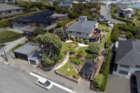 Photo of property in 51 Marama Crescent, Mount Pleasant, Christchurch, 8081