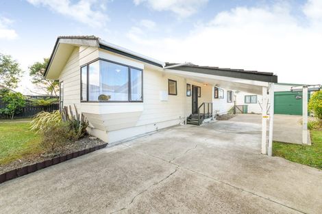 Photo of property in 2 Bevan Place, Cloverlea, Palmerston North, 4412