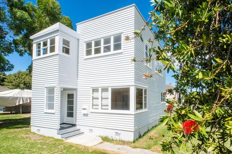 Photo of property in 34 Northcote Road, Te Hapara, Gisborne, 4010