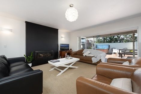 Photo of property in 155 Oceanbeach Road, Mount Maunganui, 3116